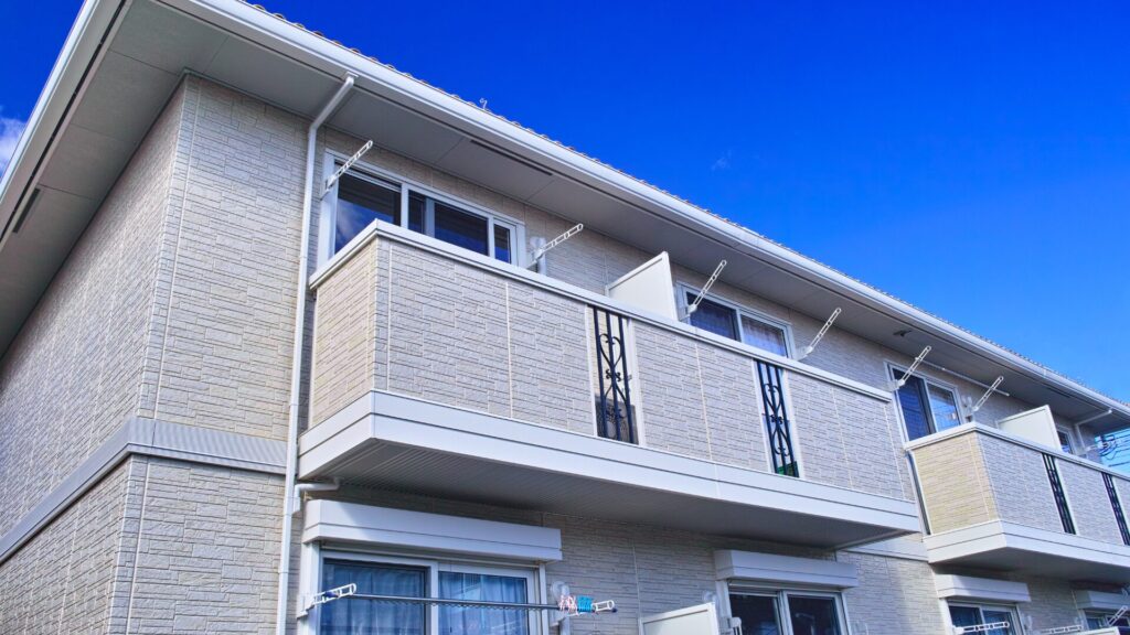 アパート投資のリスク対策｜空室・修繕・金利変動に備える方法